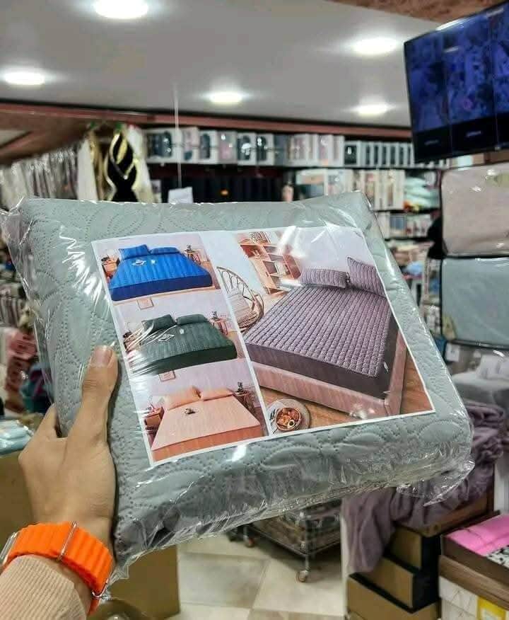 طقم أفرشة مقاوم للماء – حماية وأناقة لماطلتك + 2 غلاف وسادة هدية [قياس190/160]